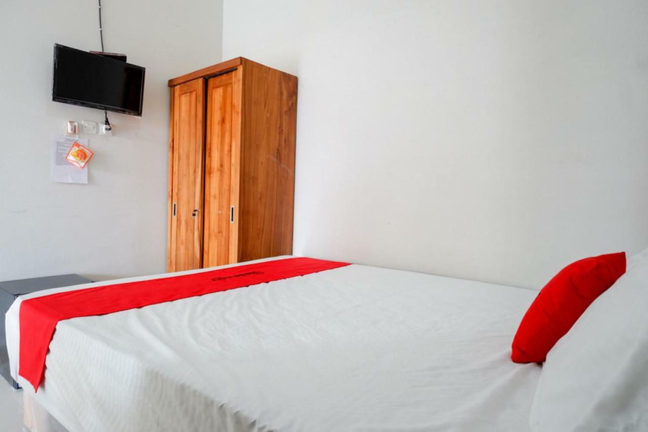 Reddoorz Plus Syariah Near Stasiun Tegal 2 Zewnętrze zdjęcie